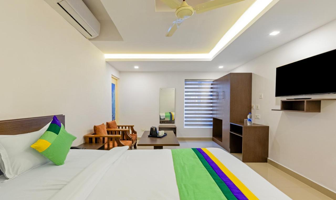 Treebo Trend Airport Avenue Plaza Cochin Airport Hotell Kochi Exteriör bild