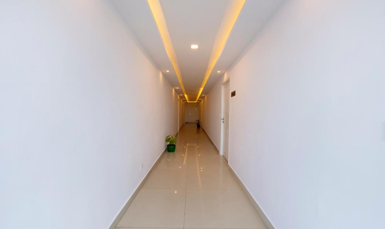 Treebo Trend Airport Avenue Plaza Cochin Airport Hotell Kochi Exteriör bild