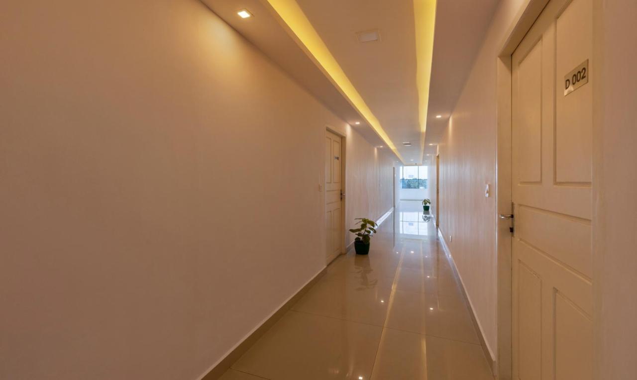 Treebo Trend Airport Avenue Plaza Cochin Airport Hotell Kochi Exteriör bild